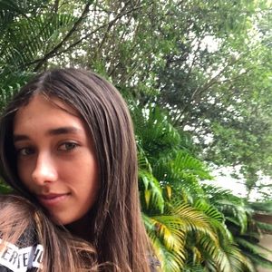 Meet your Posher, Adriana